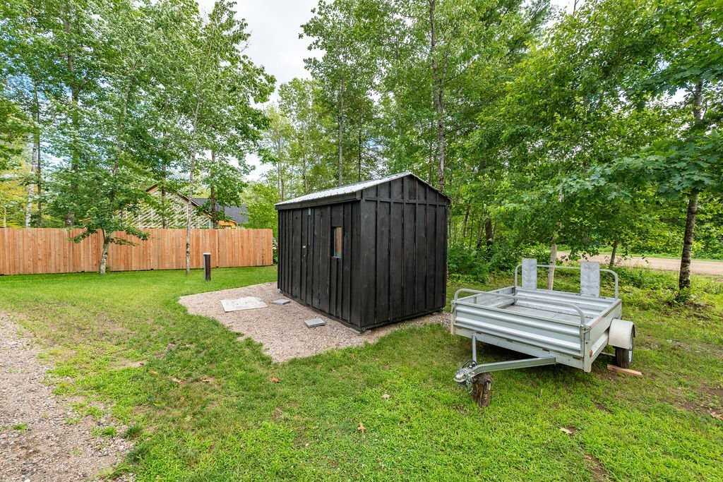 









140


Av. Paradise

,
Mansfield-et-Pontefract,




QC
J0X1R0

