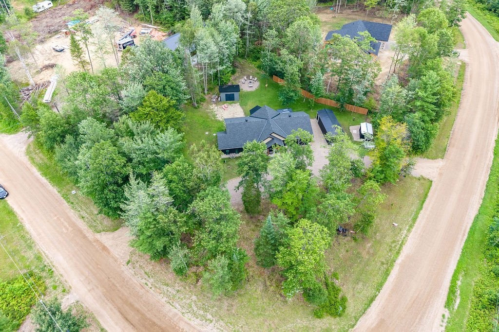 









140


Av. Paradise

,
Mansfield-et-Pontefract,




QC
J0X1R0

