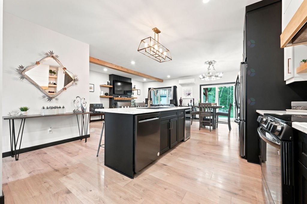 









140


Av. Paradise

,
Mansfield-et-Pontefract,




QC
J0X1R0

