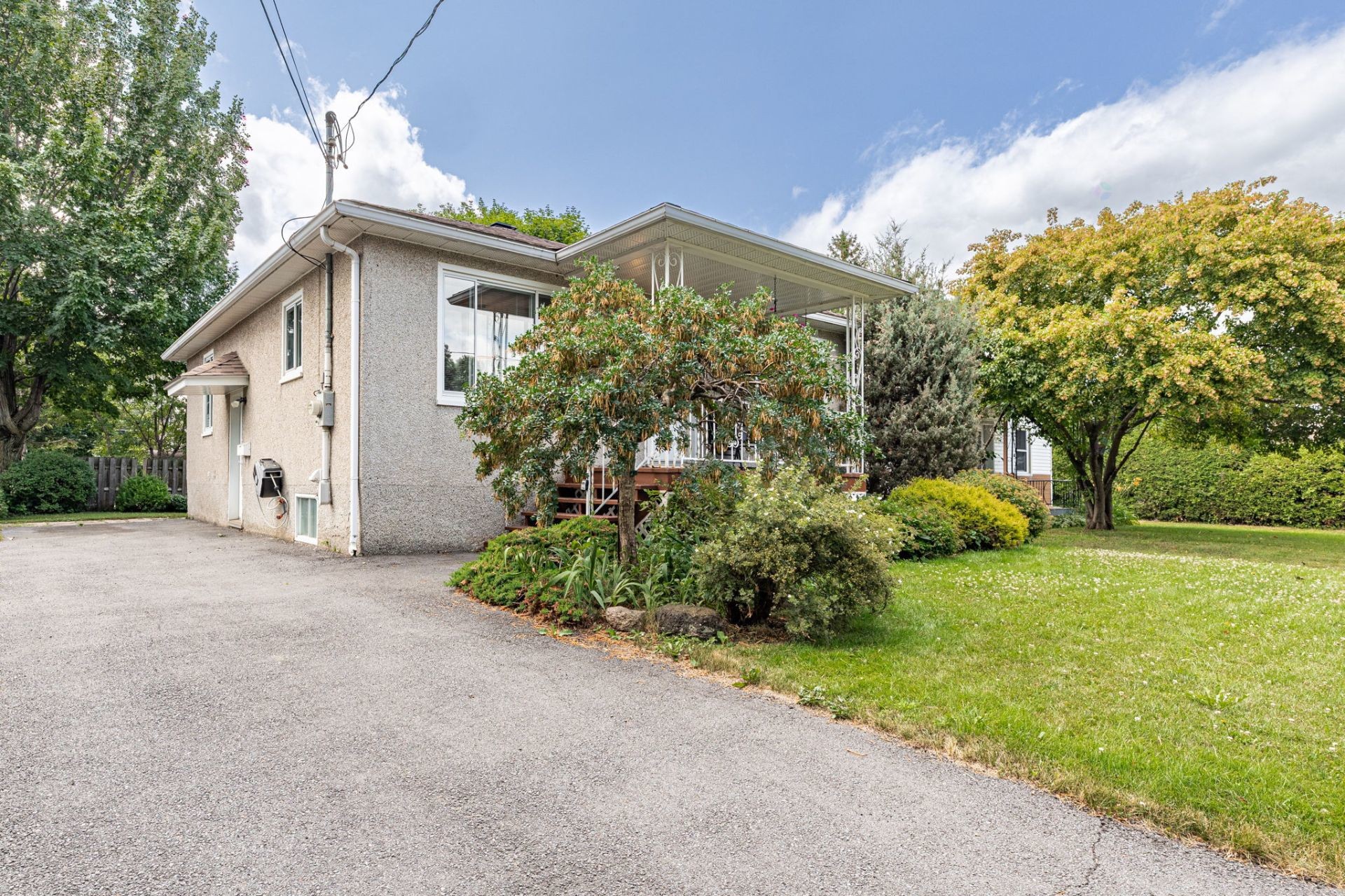 









720


Rue Ste-Famille

,
Contrecoeur,




QC
J0L1C0

