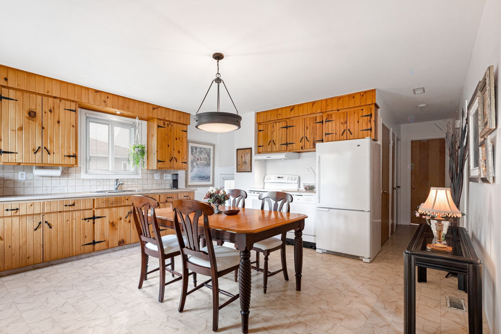 









720


Rue Ste-Famille

,
Contrecoeur,




QC
J0L1C0

