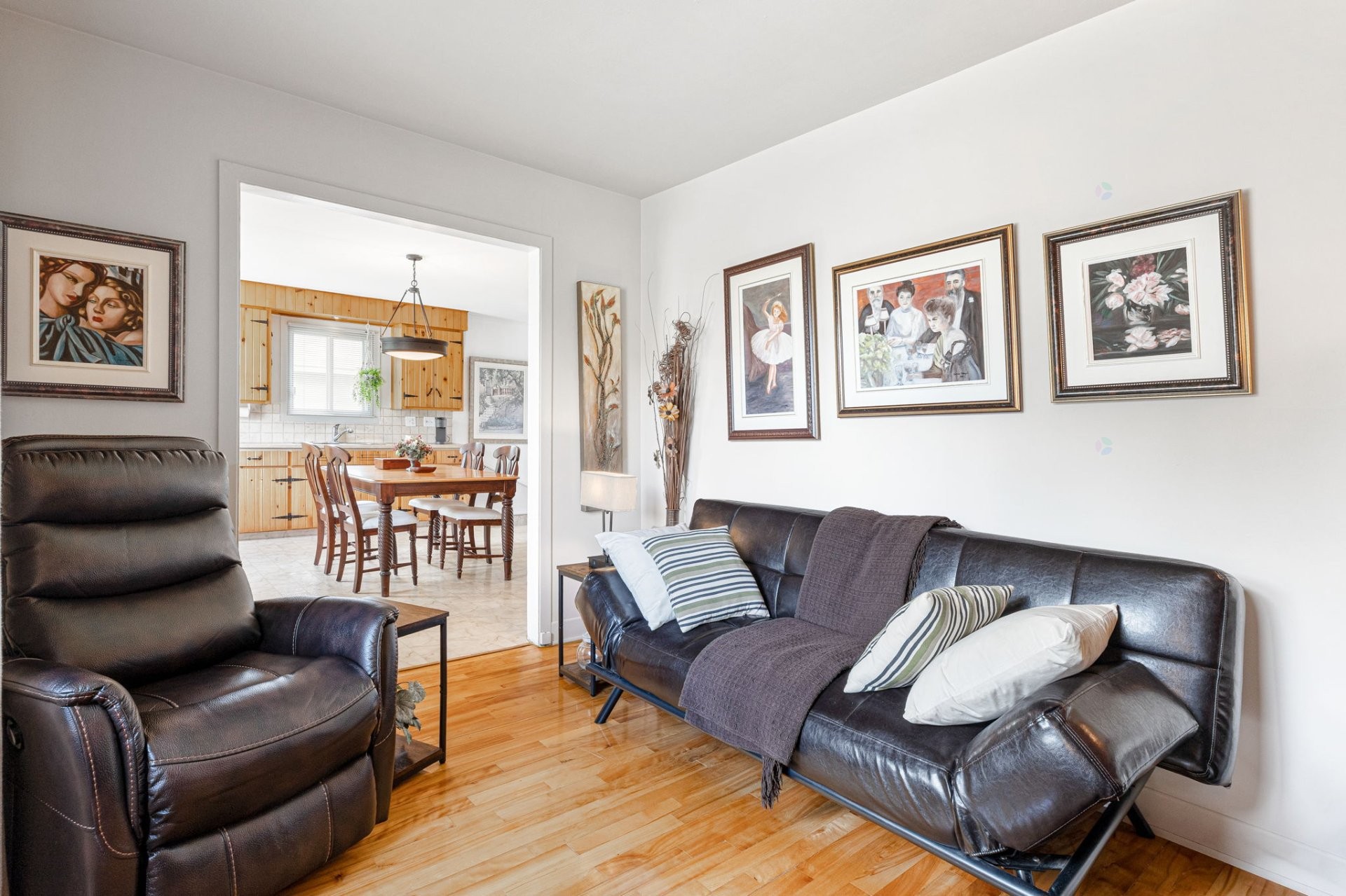









720


Rue Ste-Famille

,
Contrecoeur,




QC
J0L1C0

