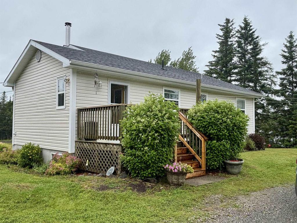 












1619 Gabarus Highway

,
Prime Brook,




NS
B1L 1E8

