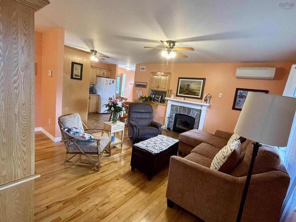 












1619 Gabarus Highway

,
Prime Brook,




NS
B1L 1E8

