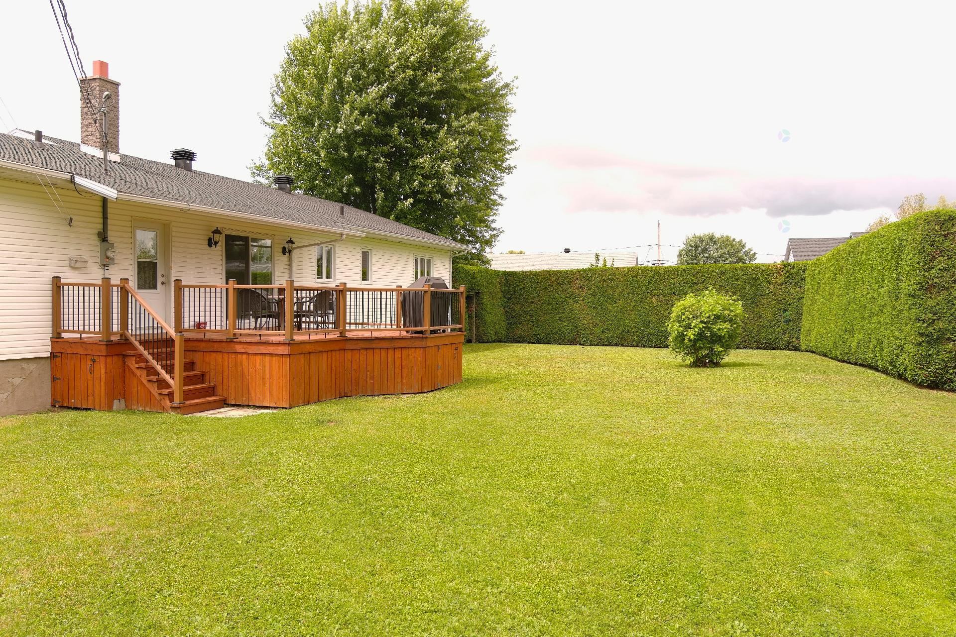 









3880


Rue Demers

,
Shawinigan,




QC
G9P4Y9

