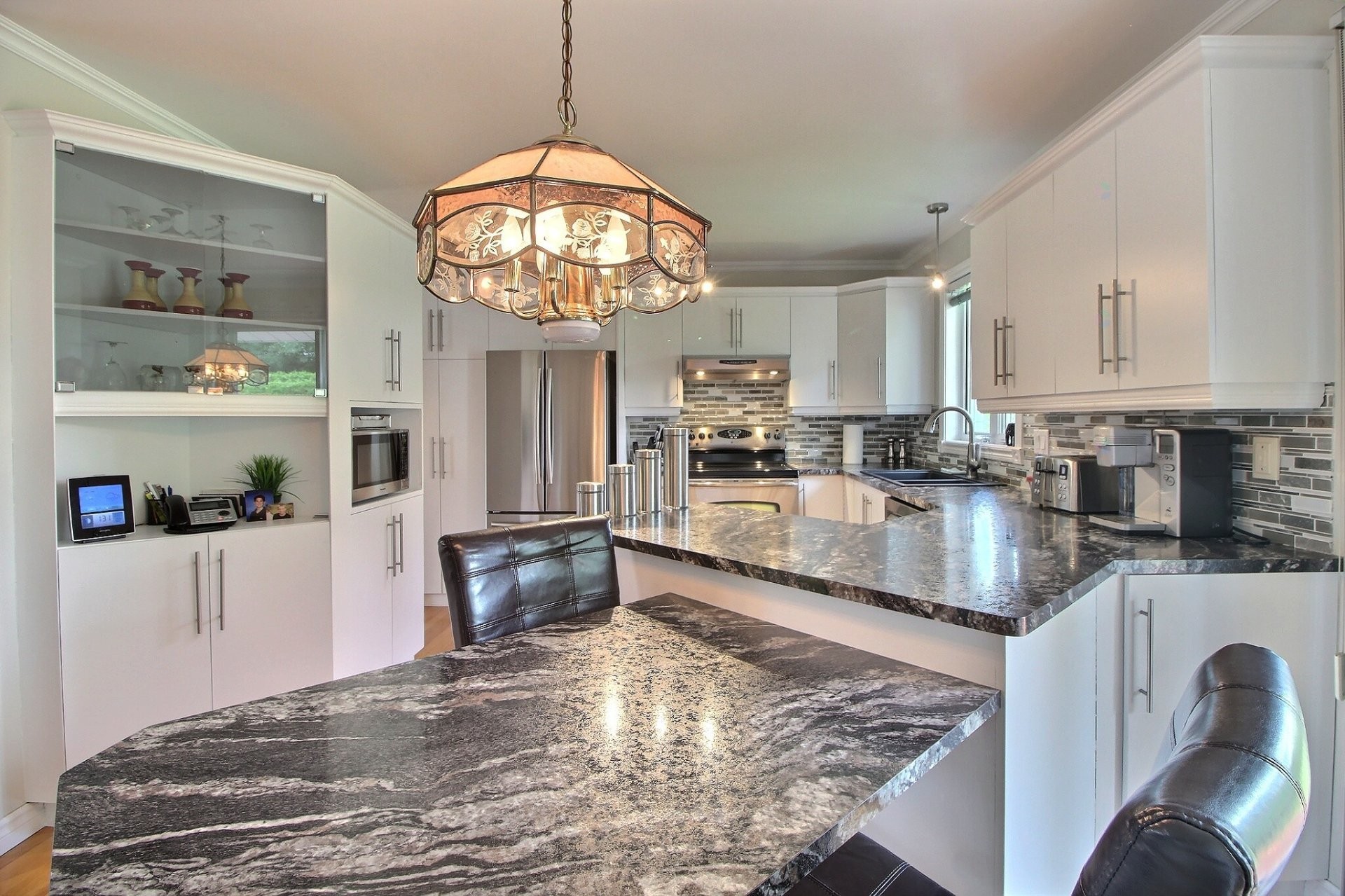 









3880


Rue Demers

,
Shawinigan,




QC
G9P4Y9

