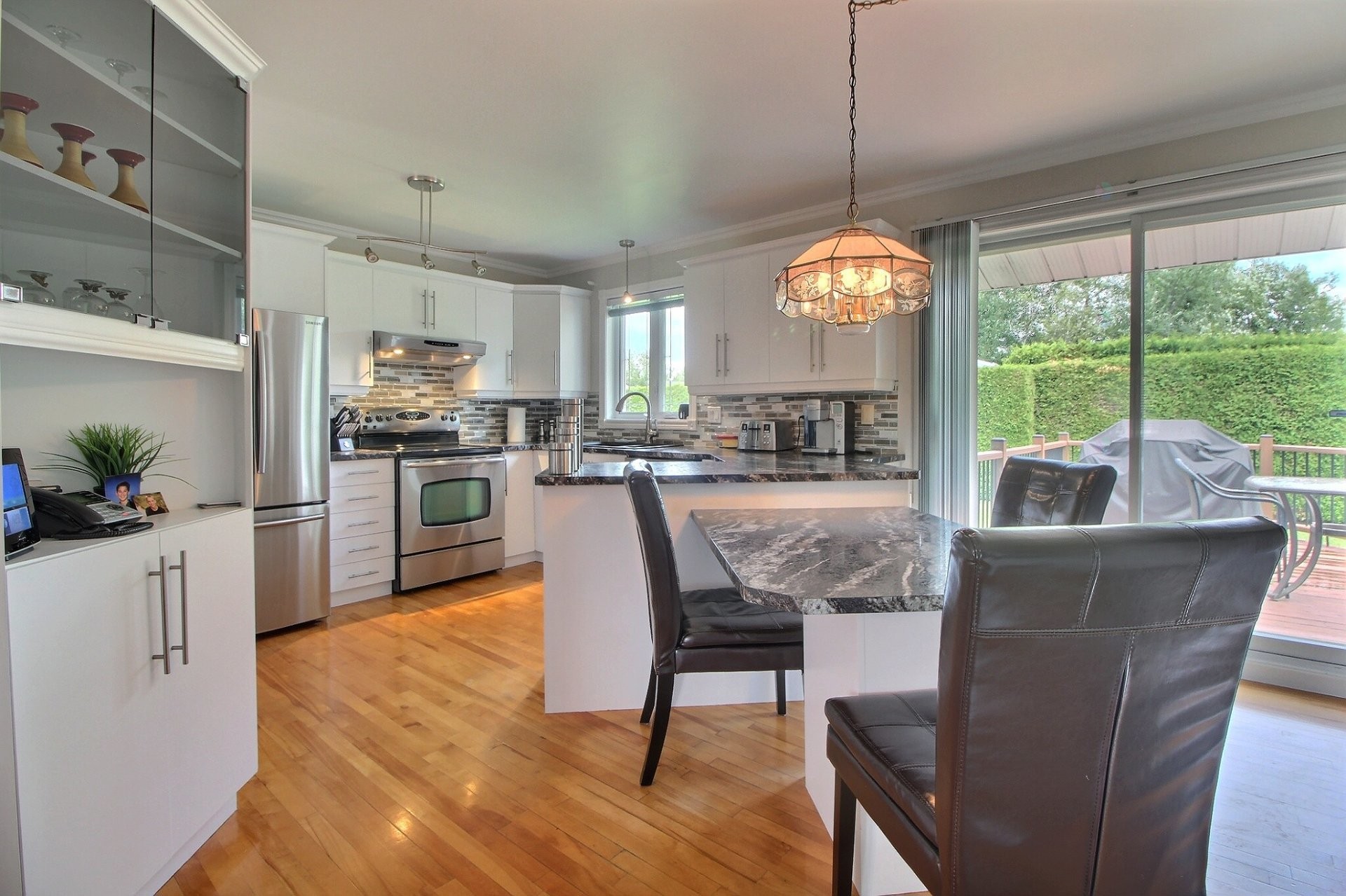 









3880


Rue Demers

,
Shawinigan,




QC
G9P4Y9

