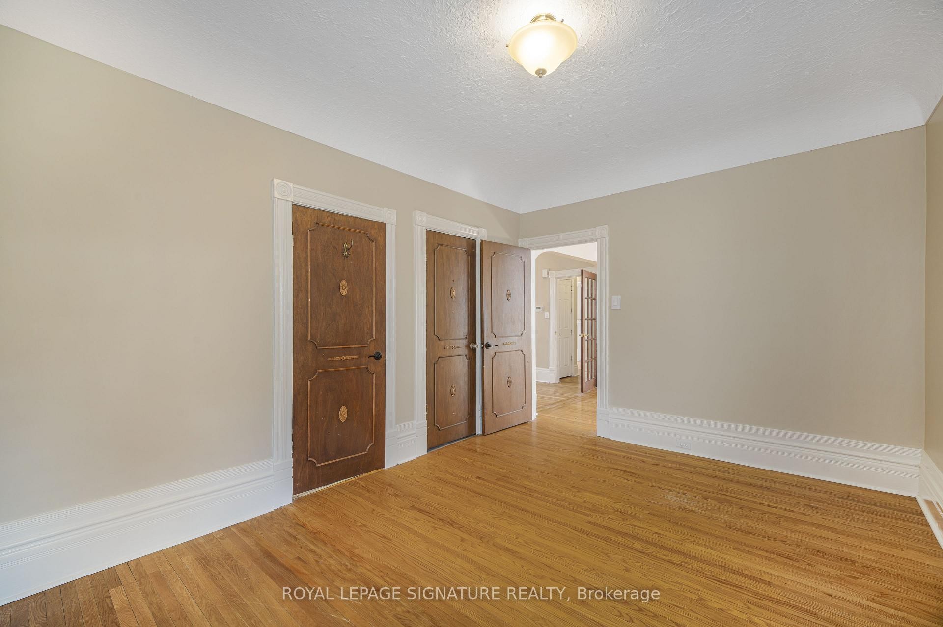 









141


York

Street,
St. Catharines,




ON
L2R 6E8

