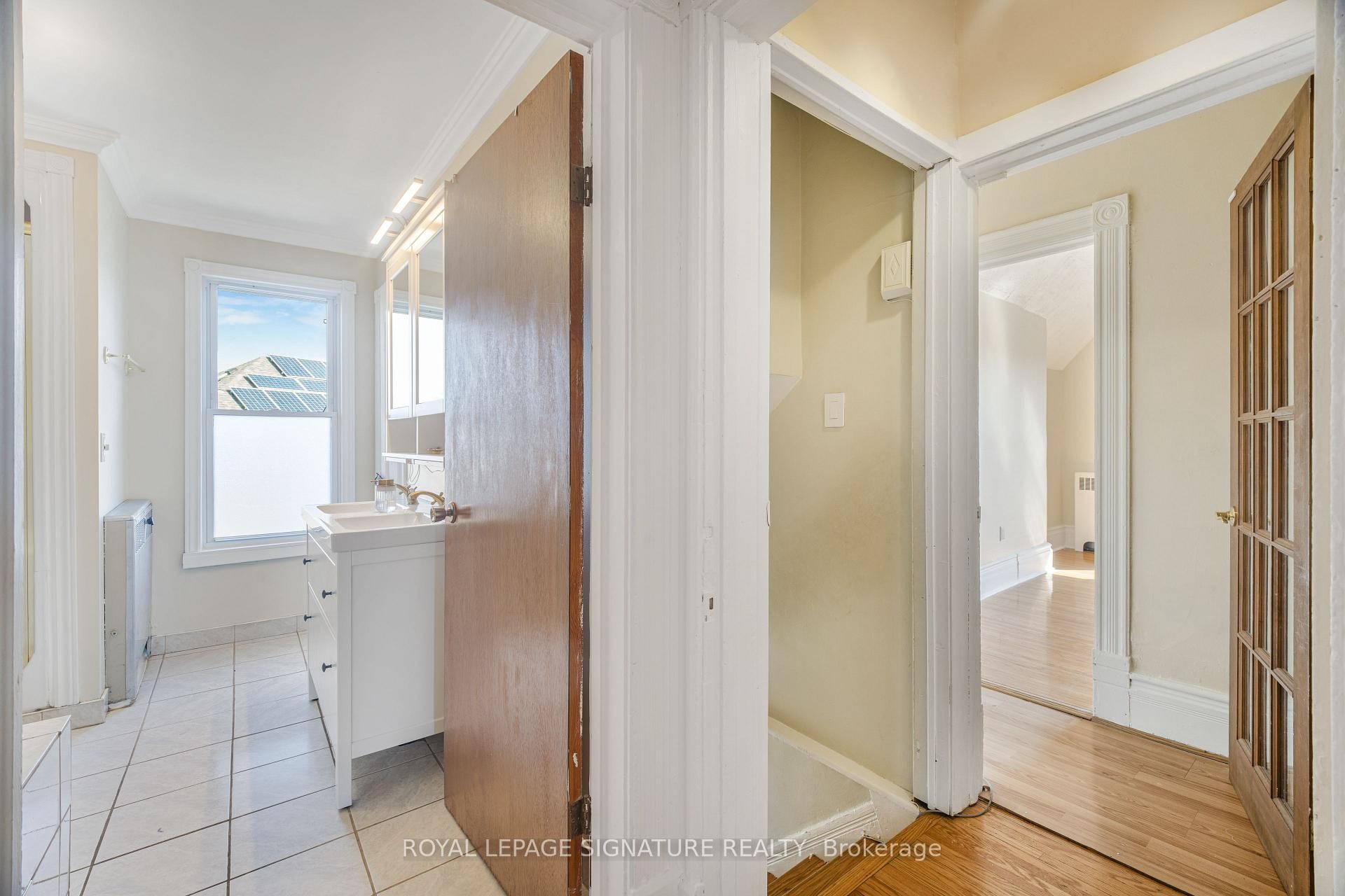 









141


York

Street,
St. Catharines,




ON
L2R 6E8

