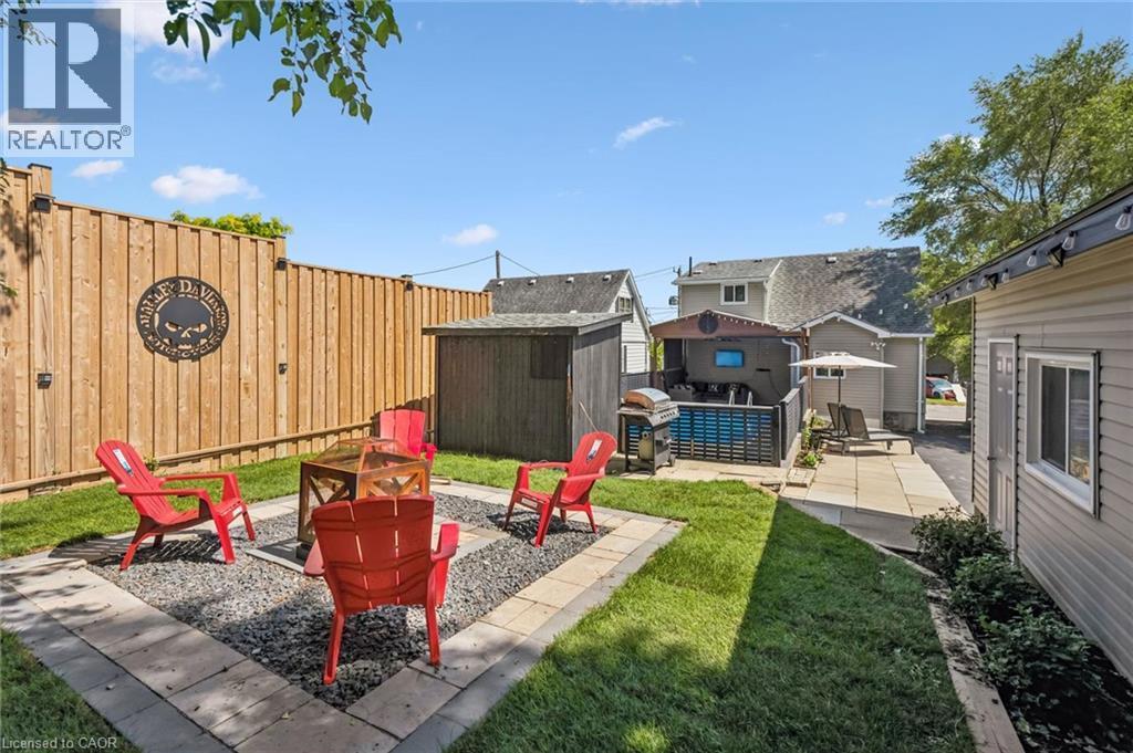 












976 GUELPH Street

,
Kitchener,




Ontario
N2H5Z6

