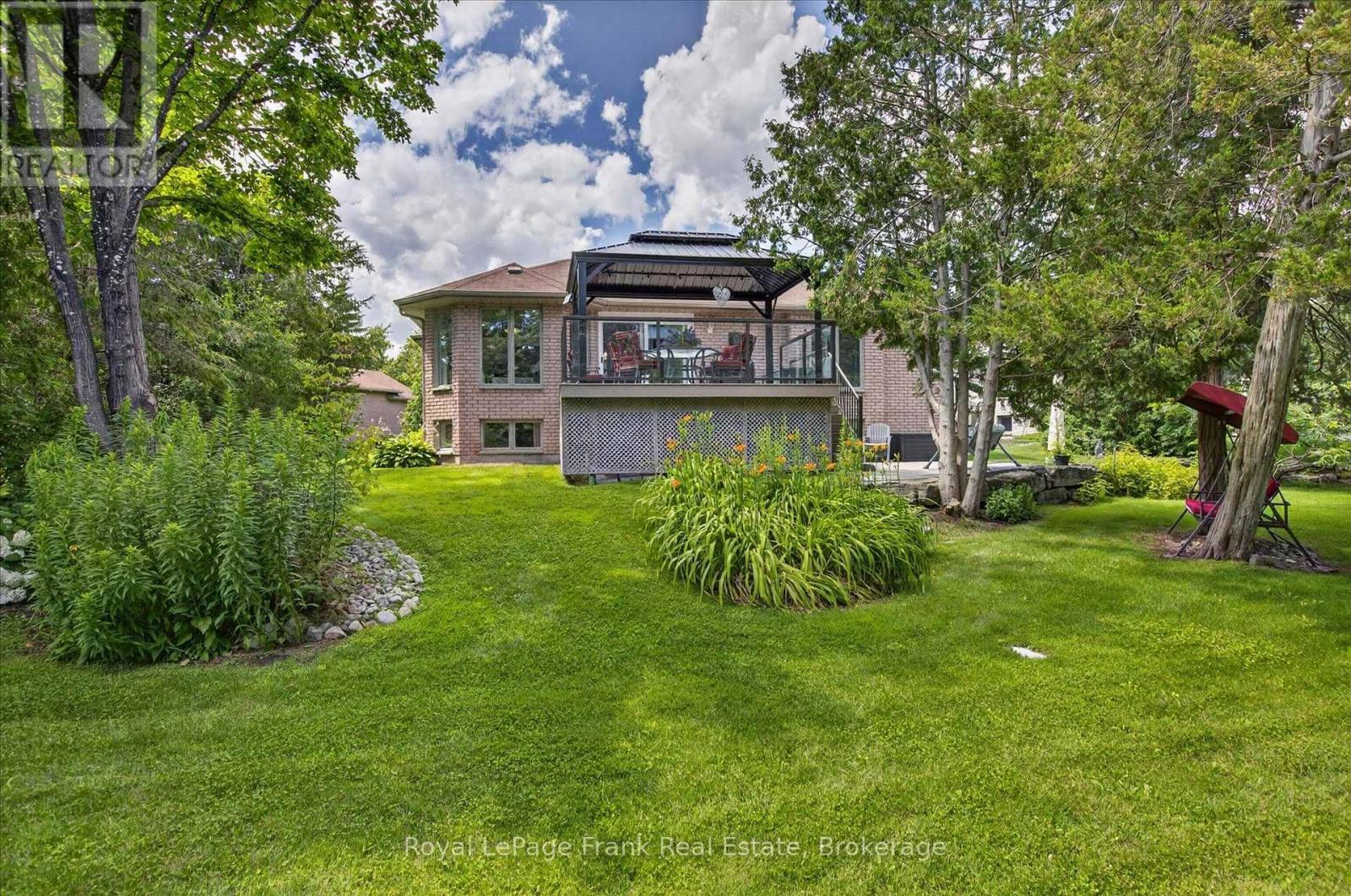 












64 ISLAND BAY DRIVE

,
Kawartha Lakes (Bobcaygeon),




Ontario
K0M1A0


