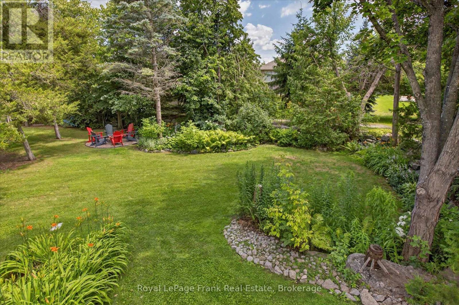 












64 ISLAND BAY DRIVE

,
Kawartha Lakes (Bobcaygeon),




Ontario
K0M1A0

