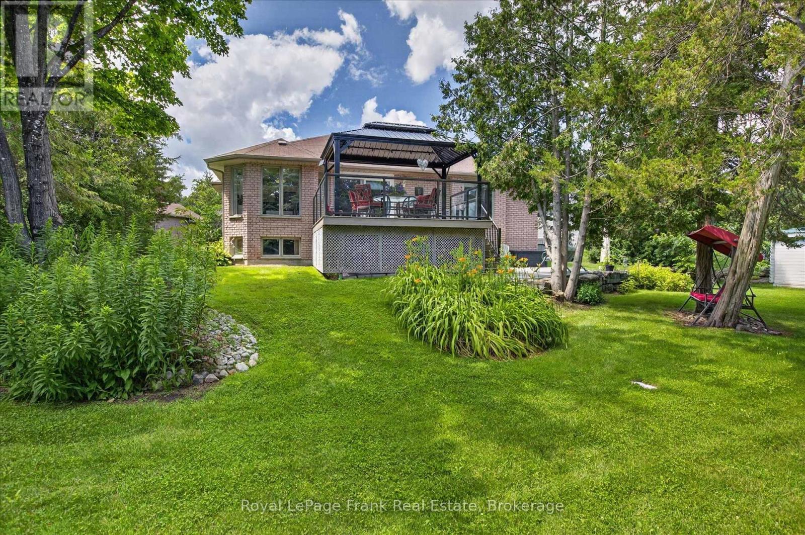 












64 ISLAND BAY DRIVE

,
Kawartha Lakes (Bobcaygeon),




Ontario
K0M1A0

