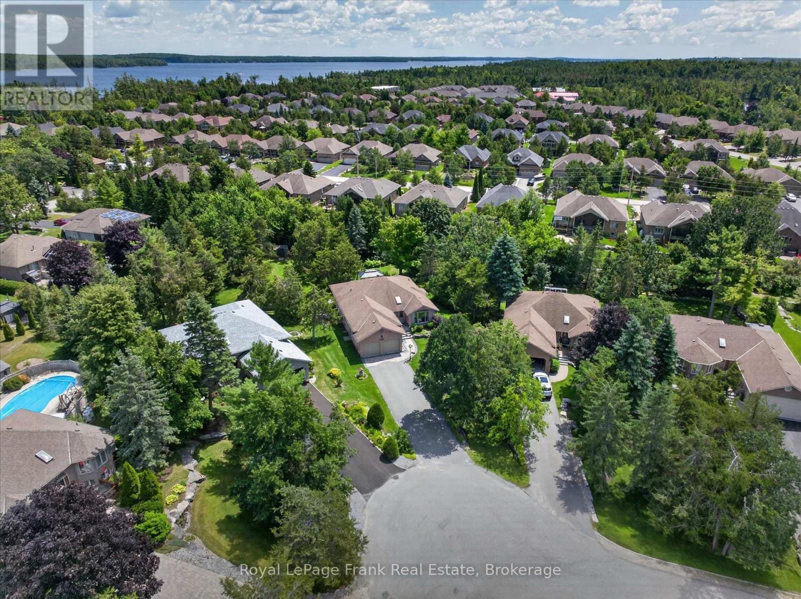 












64 ISLAND BAY DRIVE

,
Kawartha Lakes (Bobcaygeon),




Ontario
K0M1A0

