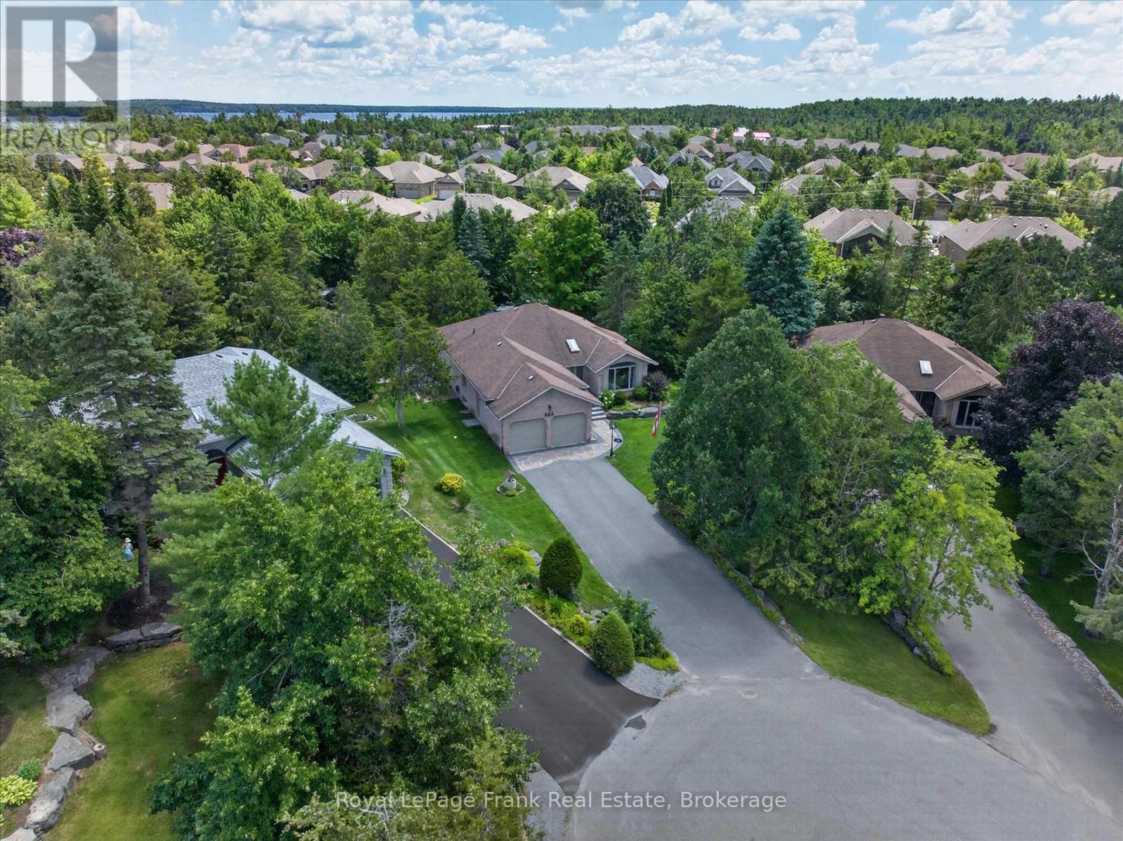 












64 ISLAND BAY DRIVE

,
Kawartha Lakes (Bobcaygeon),




Ontario
K0M1A0

