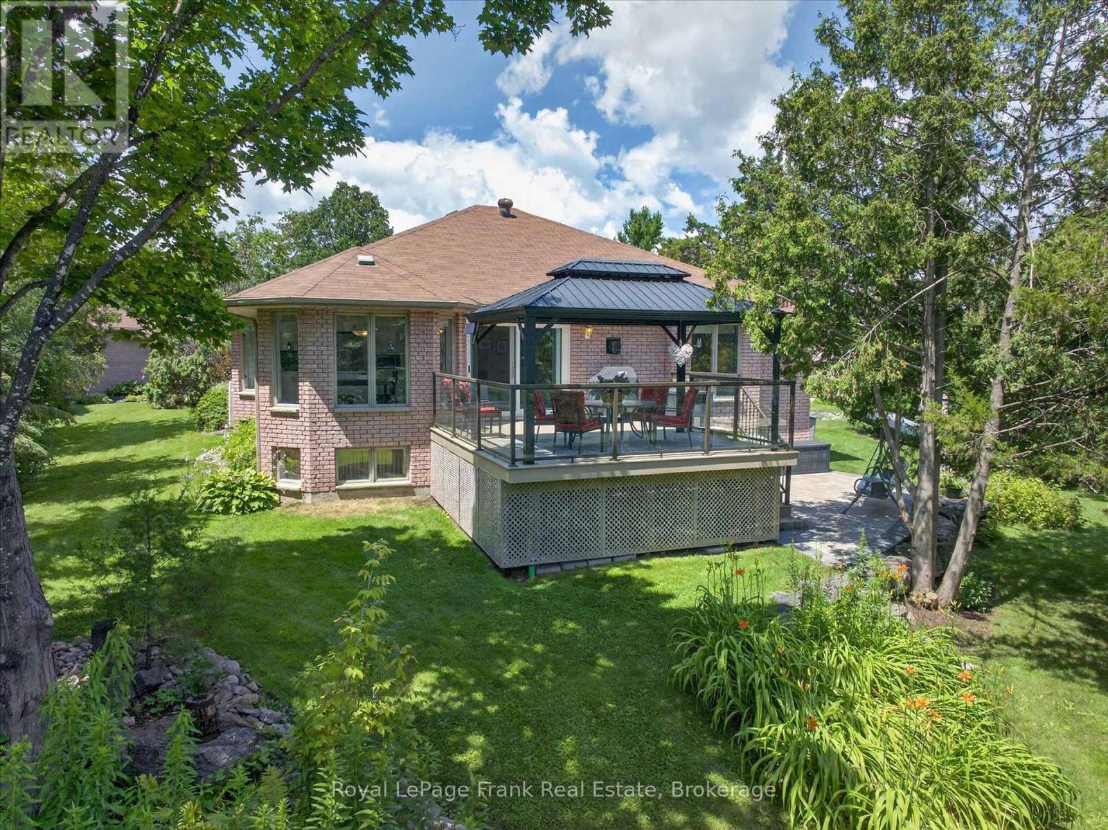 












64 ISLAND BAY DRIVE

,
Kawartha Lakes (Bobcaygeon),




Ontario
K0M1A0


