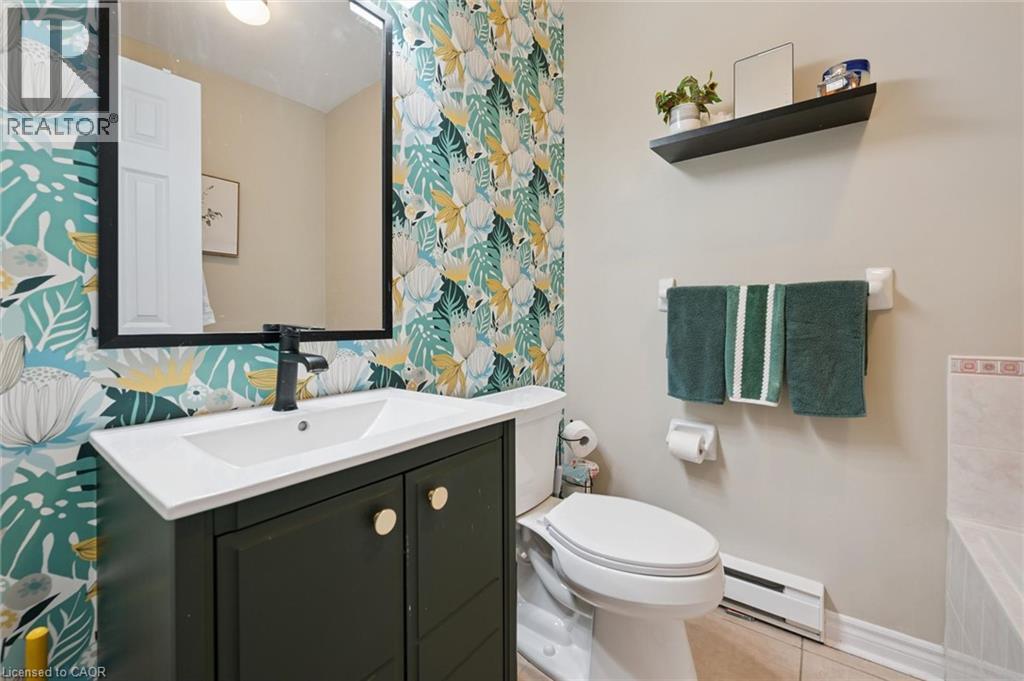 












478 ST ANDREW Street E Unit# 101

,
Fergus,




Ontario
N1M3V7


