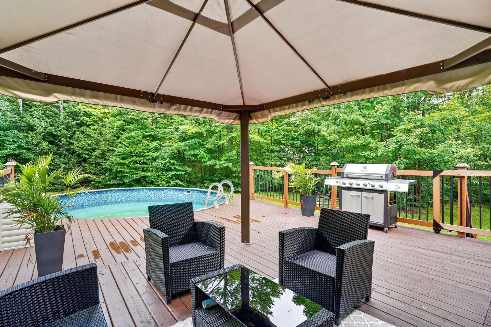 









565


Rue du Bouton-d'Or

,
Sainte-Sophie,




QC
J5J1T5

