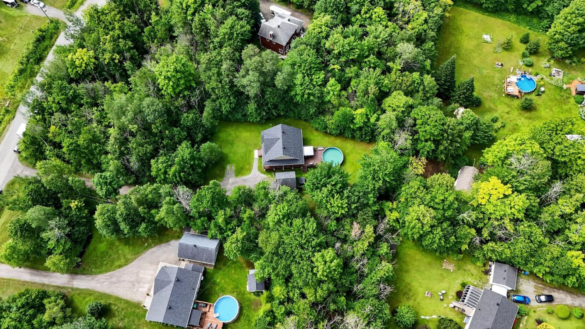 









565


Rue du Bouton-d'Or

,
Sainte-Sophie,




QC
J5J1T5

