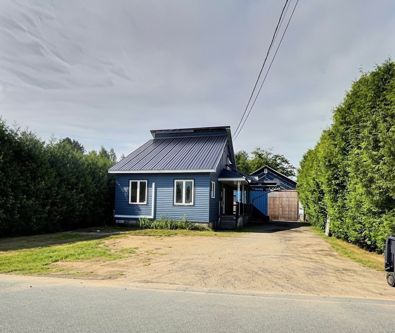 









391


Rue des Aviateurs

,
Shawinigan,




QC
G0X1L0

