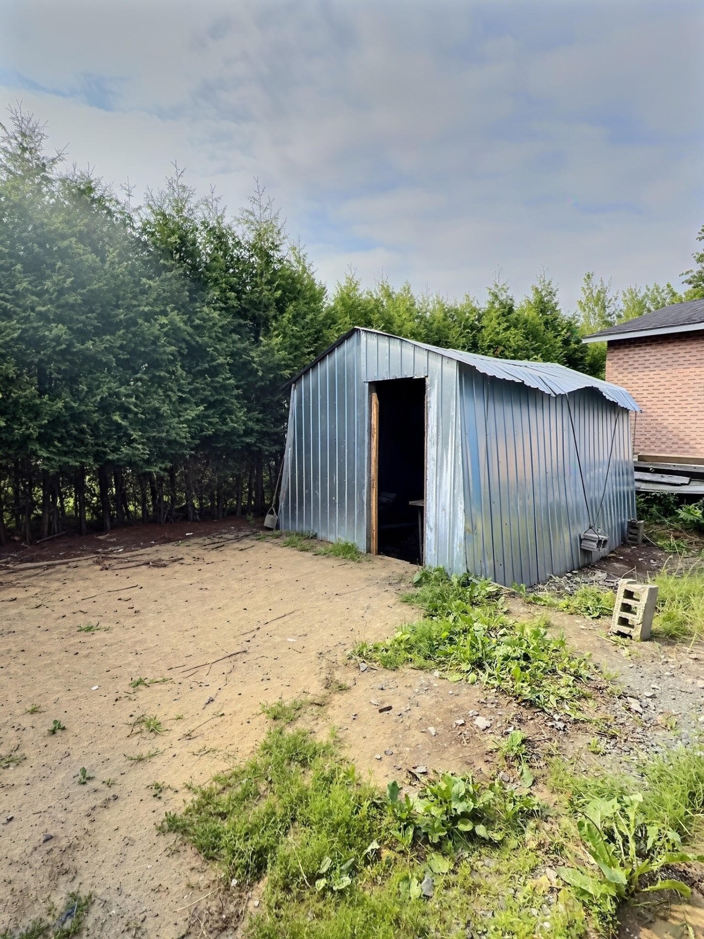 









391


Rue des Aviateurs

,
Shawinigan,




QC
G0X1L0

