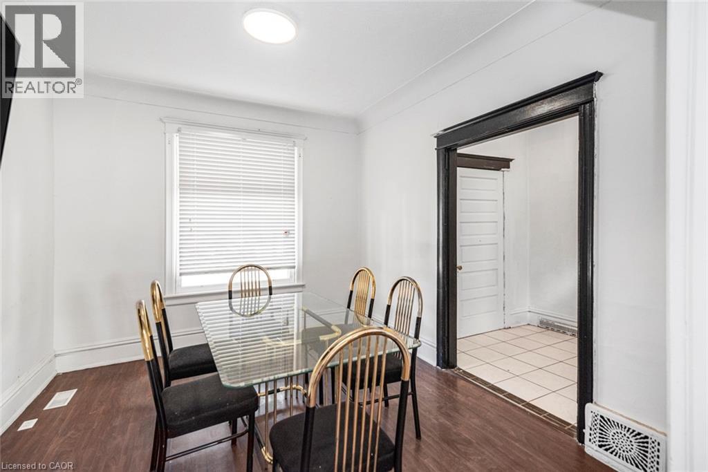 












39 ARTHUR Avenue N

,
Hamilton,




Ontario
L8L6C7

