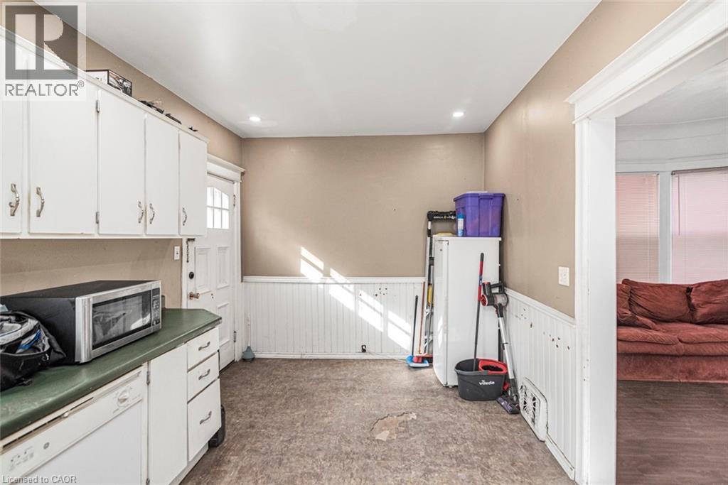 












39 ARTHUR Avenue N

,
Hamilton,




Ontario
L8L6C7

