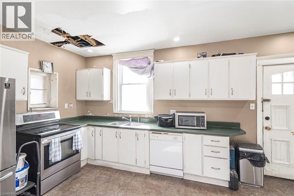 












39 ARTHUR Avenue N

,
Hamilton,




Ontario
L8L6C7

