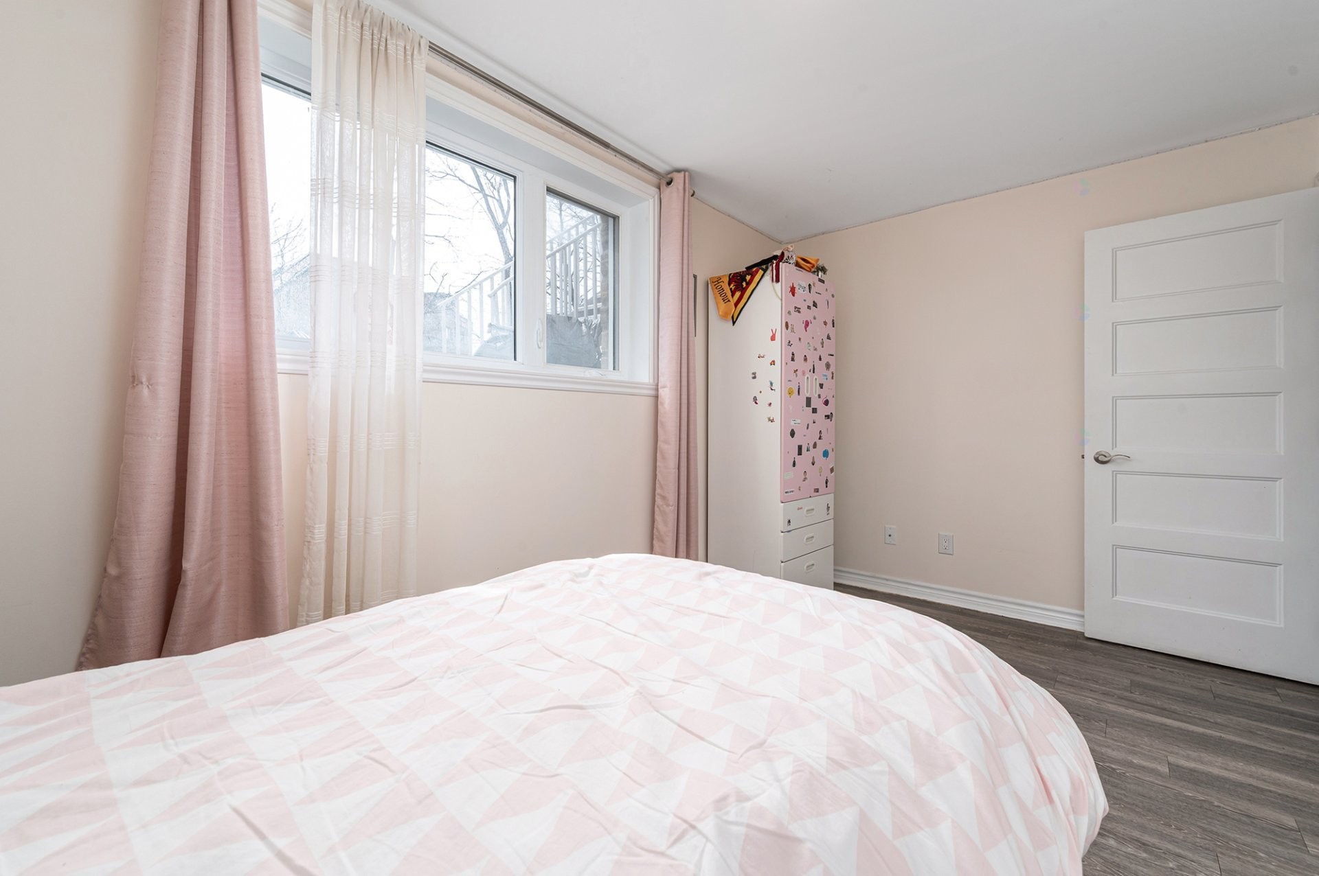 









172


Rue Rouville

,
Longueuil (Le Vieux-Longueuil),




QC
J4K2W2


