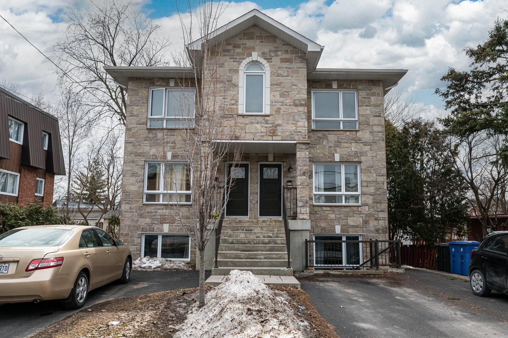 









172


Rue Rouville

,
Longueuil (Le Vieux-Longueuil),




QC
J4K2W2

