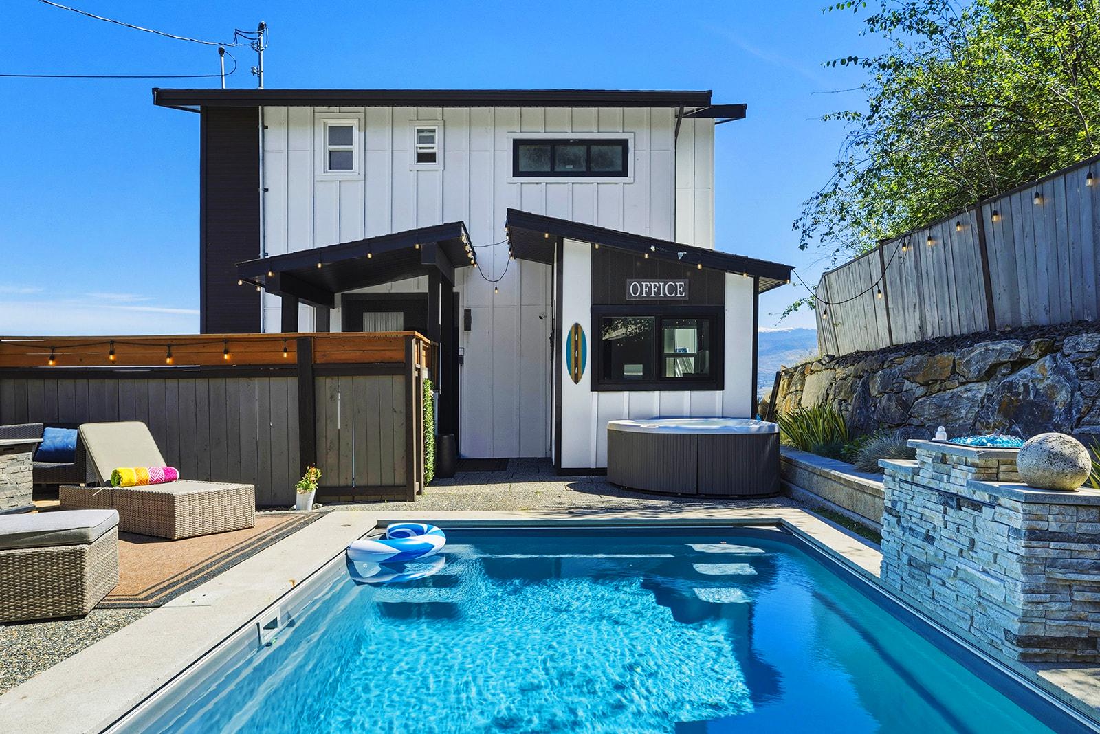 









3069


Ourtoland

Road,
West Kelowna,




BC
V1Z 2J3

