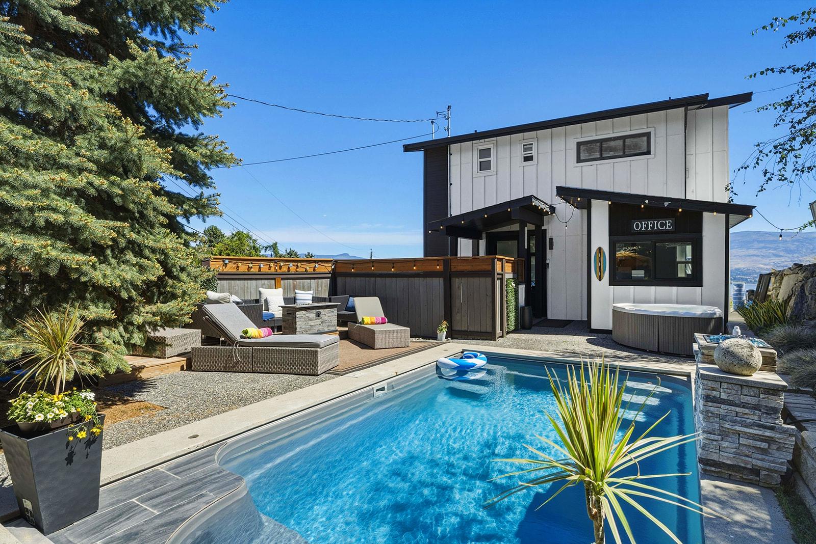 









3069


Ourtoland

Road,
West Kelowna,




BC
V1Z 2J3

