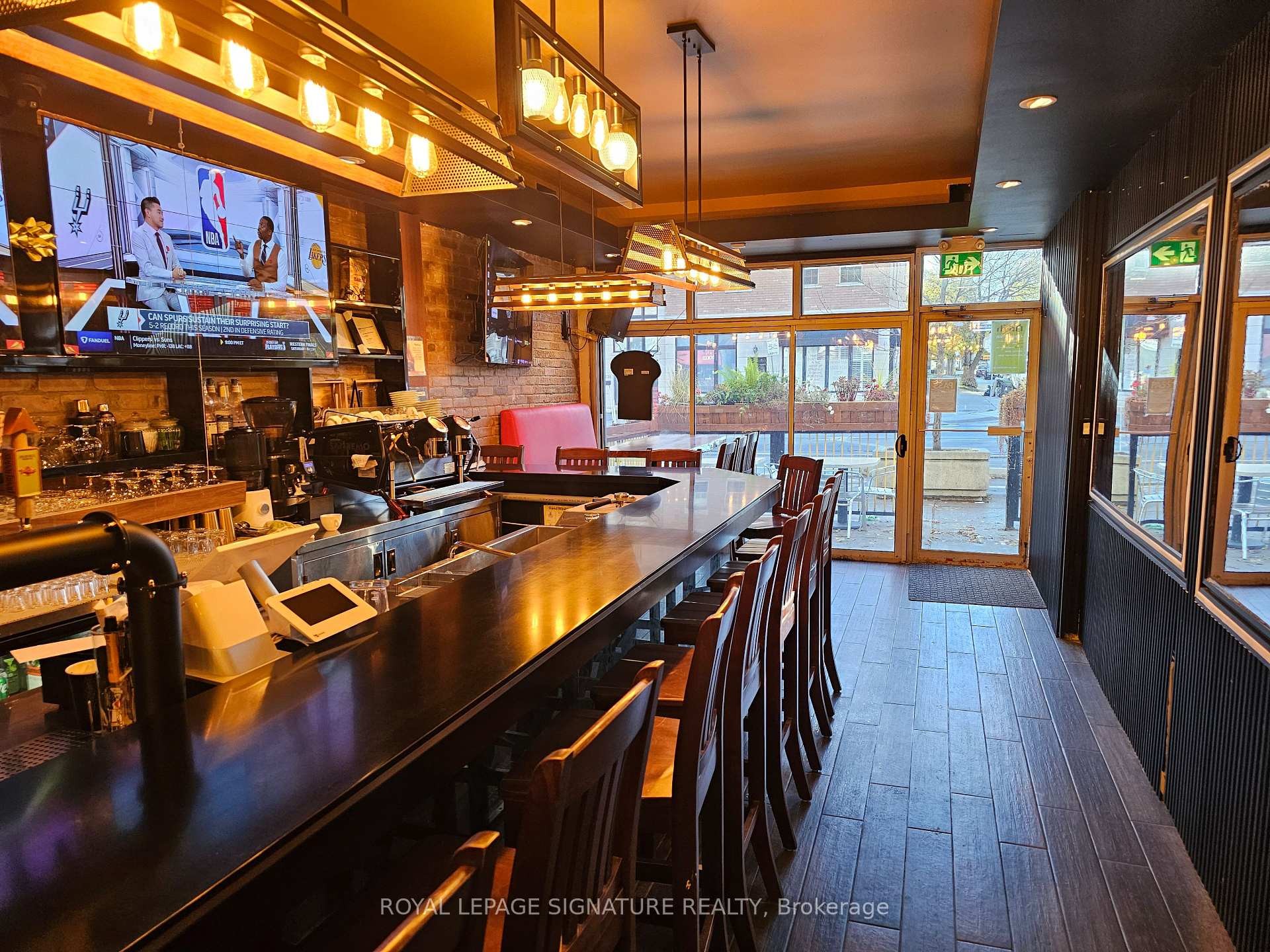 









1236


Danforth

Avenue,
Toronto,




ON
M4J 1M6

