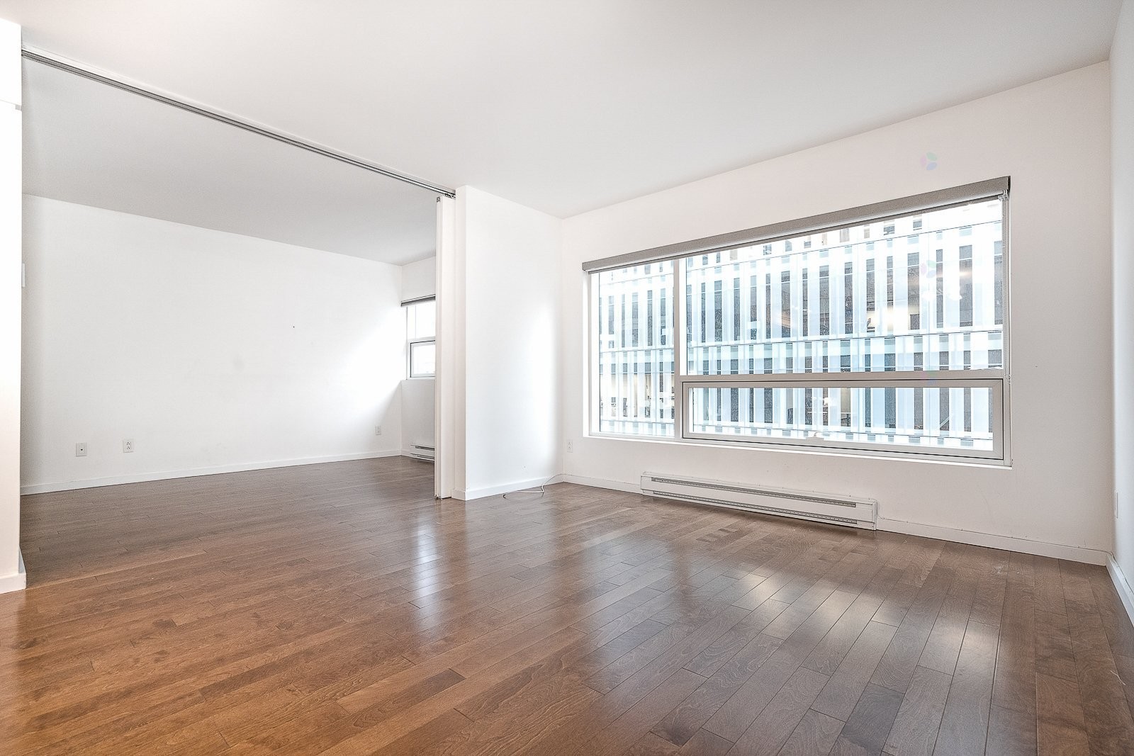 









350


Boul. De Maisonneuve O.

, 710,
Montréal (Ville-Marie),




QC
H3A0B4

