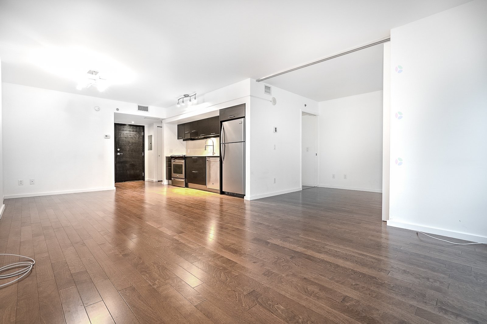 









350


Boul. De Maisonneuve O.

, 710,
Montréal (Ville-Marie),




QC
H3A0B4

