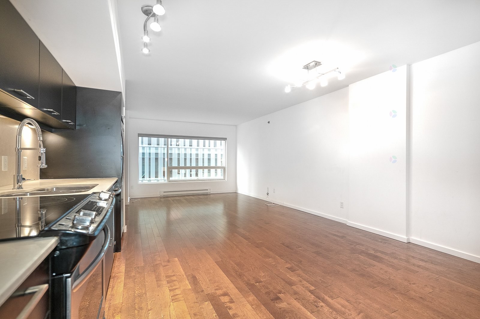 









350


Boul. De Maisonneuve O.

, 710,
Montréal (Ville-Marie),




QC
H3A0B4

