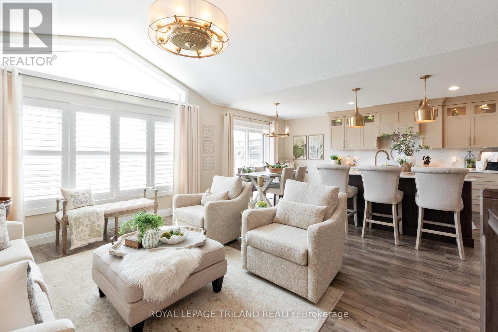 












1 LINCOLNS COVE STREET

,
Central Elgin,




Ontario
N5L0A8

