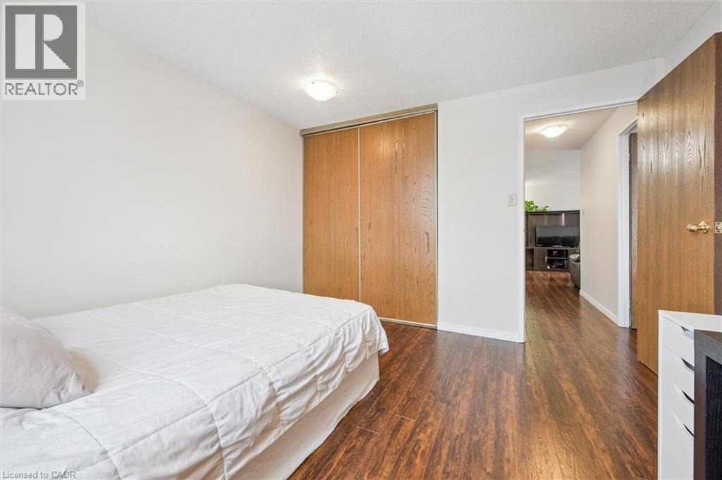 












35 GREEN VALLEY Drive Unit# 1410

,
Kitchener,




Ontario
N2P2A5

