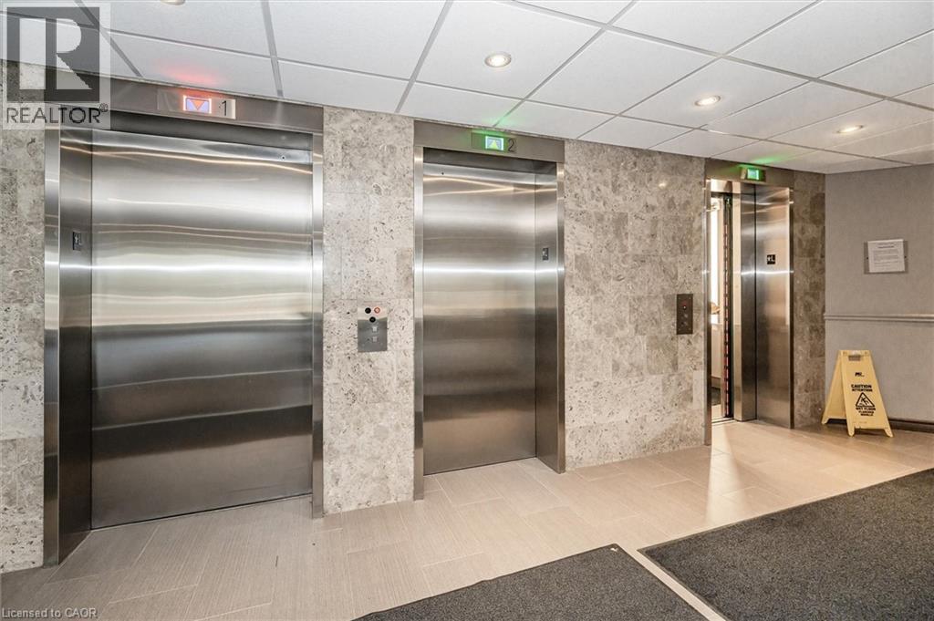 












35 GREEN VALLEY Drive Unit# 1410

,
Kitchener,




Ontario
N2P2A5

