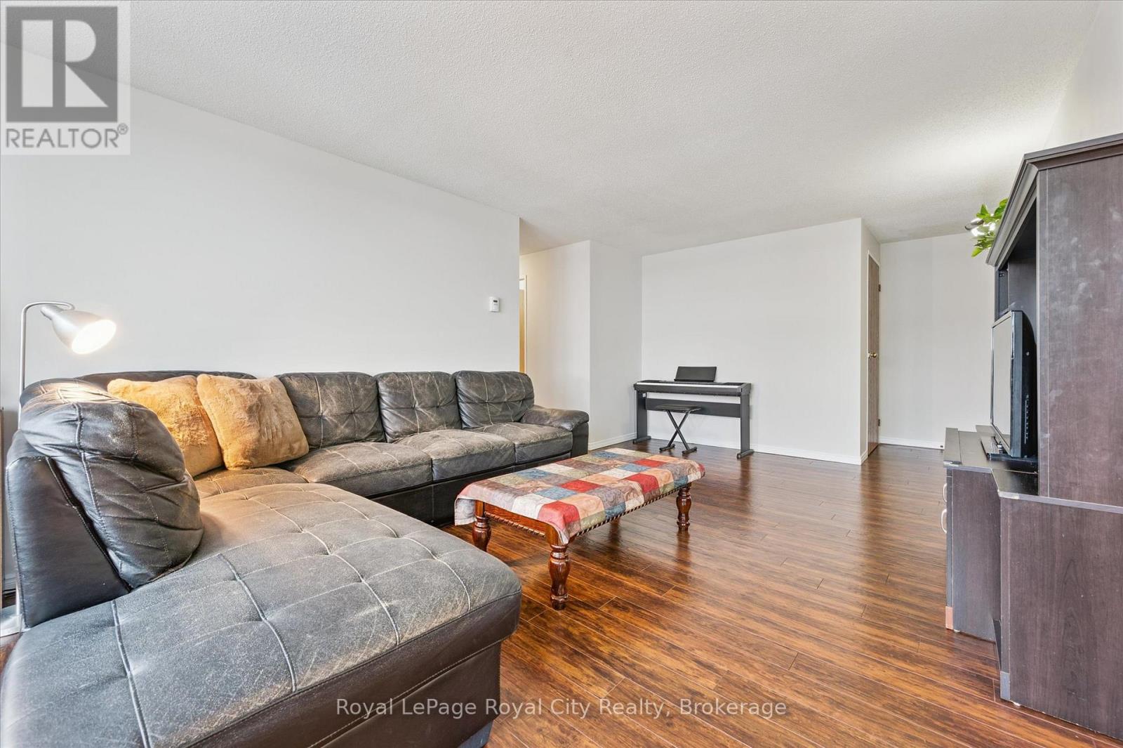 












1410 - 35 GREEN VALLEY DRIVE

,
Kitchener,




Ontario
N2P2A5

