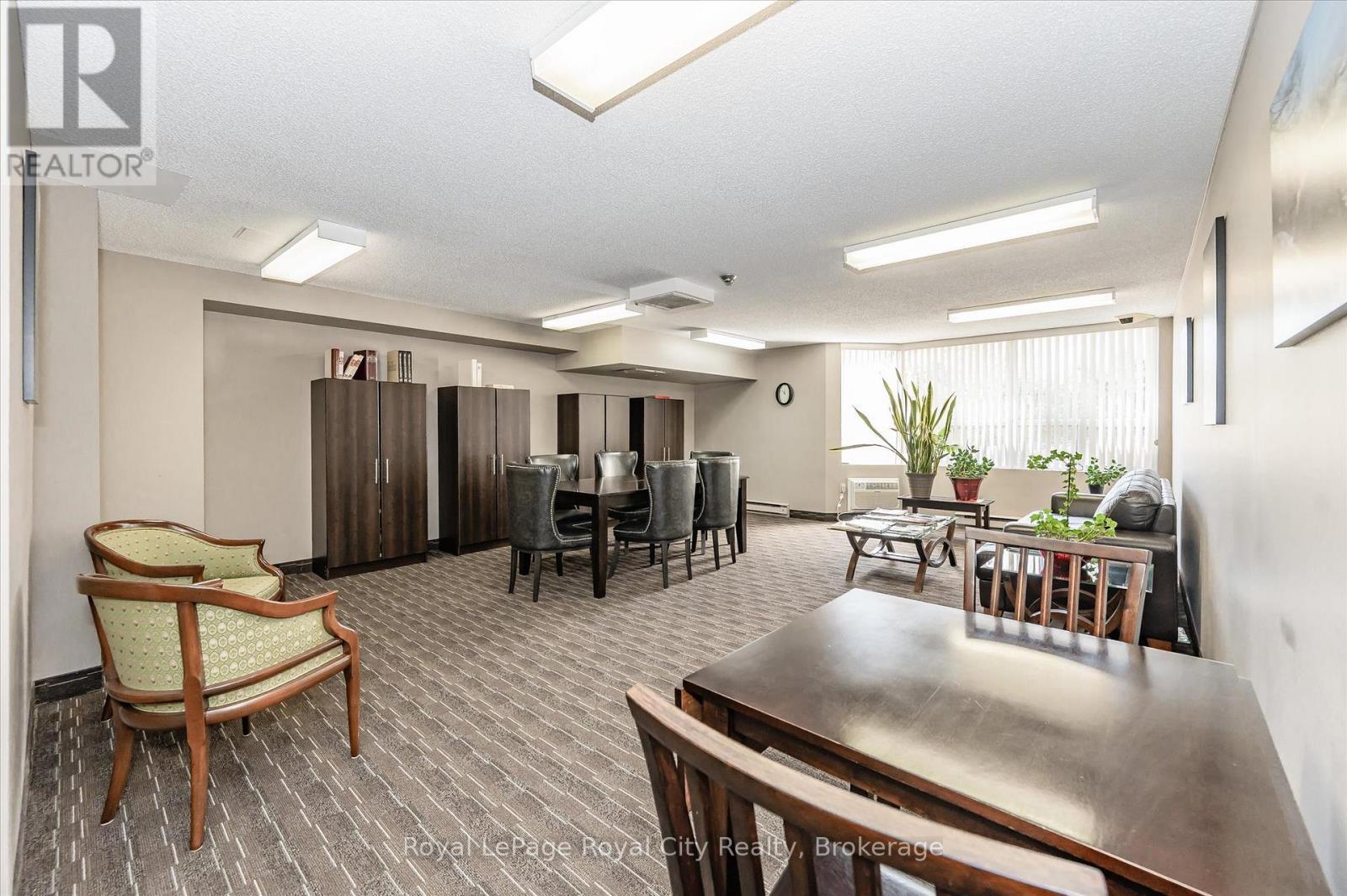 












1410 - 35 GREEN VALLEY DRIVE

,
Kitchener,




Ontario
N2P2A5

