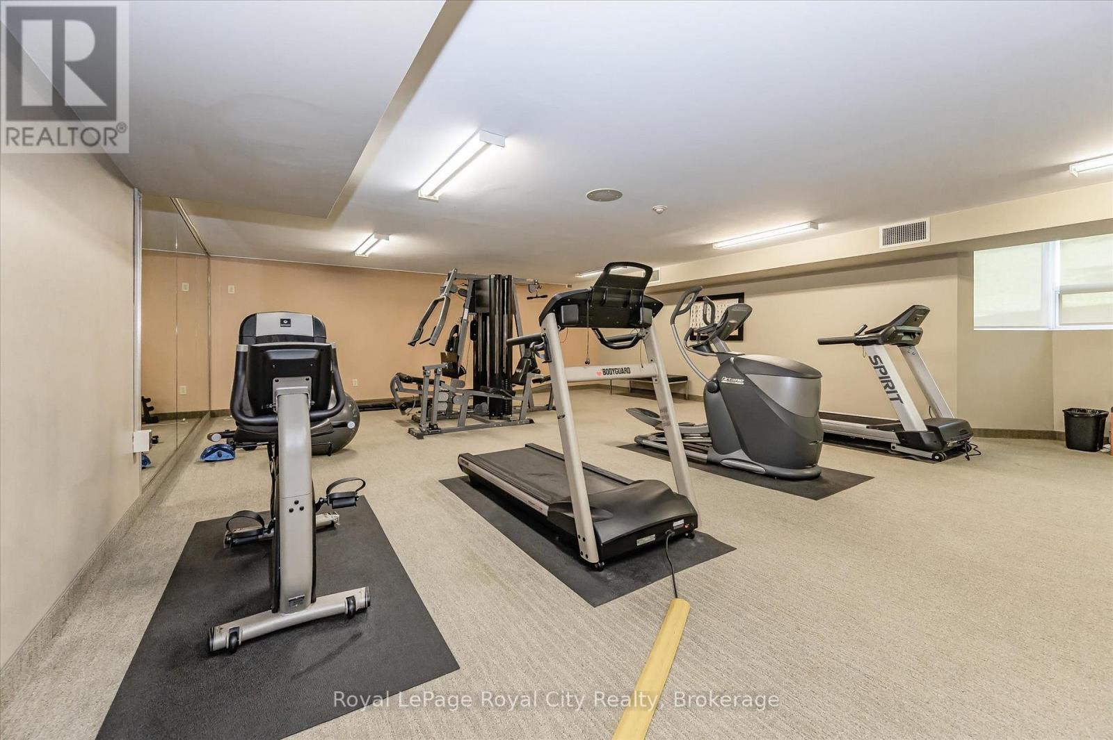 












1410 - 35 GREEN VALLEY DRIVE

,
Kitchener,




Ontario
N2P2A5

