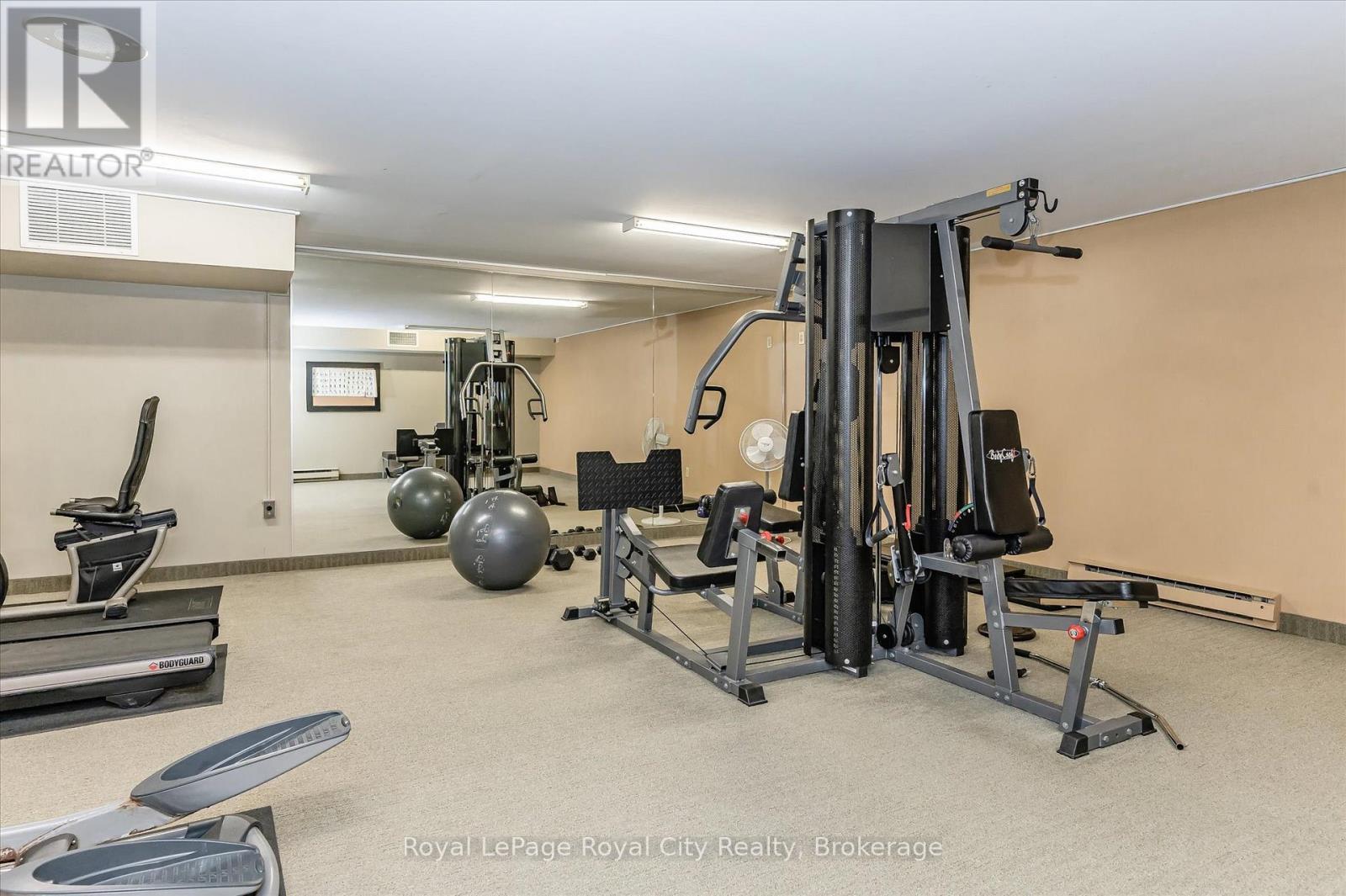












1410 - 35 GREEN VALLEY DRIVE

,
Kitchener,




Ontario
N2P2A5

