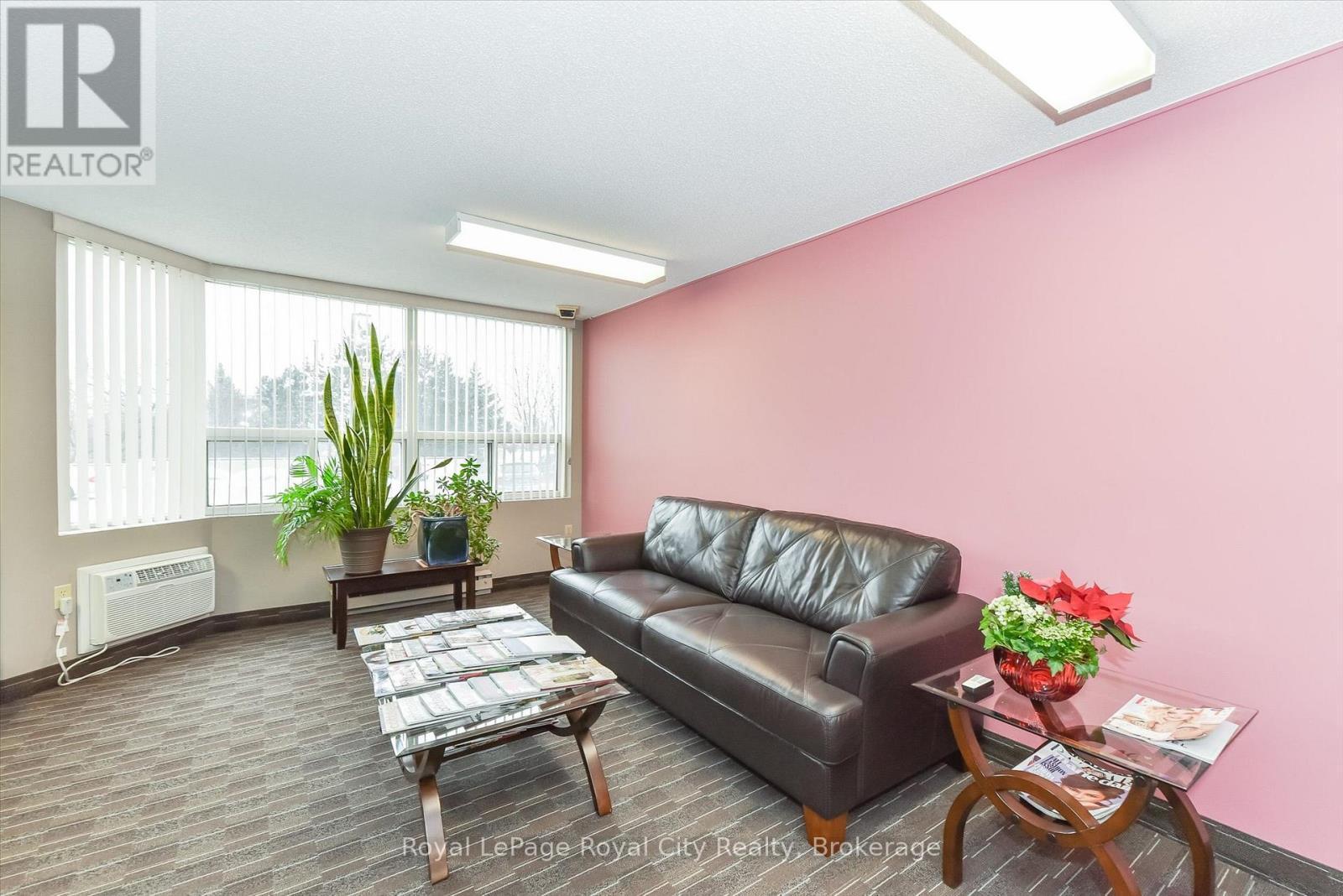 












1410 - 35 GREEN VALLEY DRIVE

,
Kitchener,




Ontario
N2P2A5

