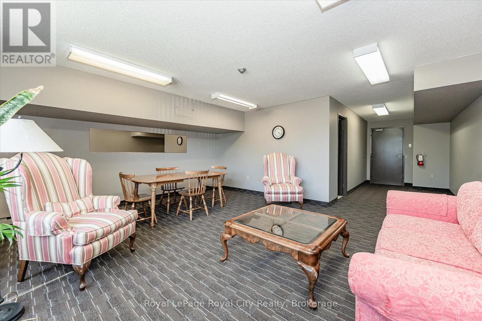 












1410 - 35 GREEN VALLEY DRIVE

,
Kitchener,




Ontario
N2P2A5

