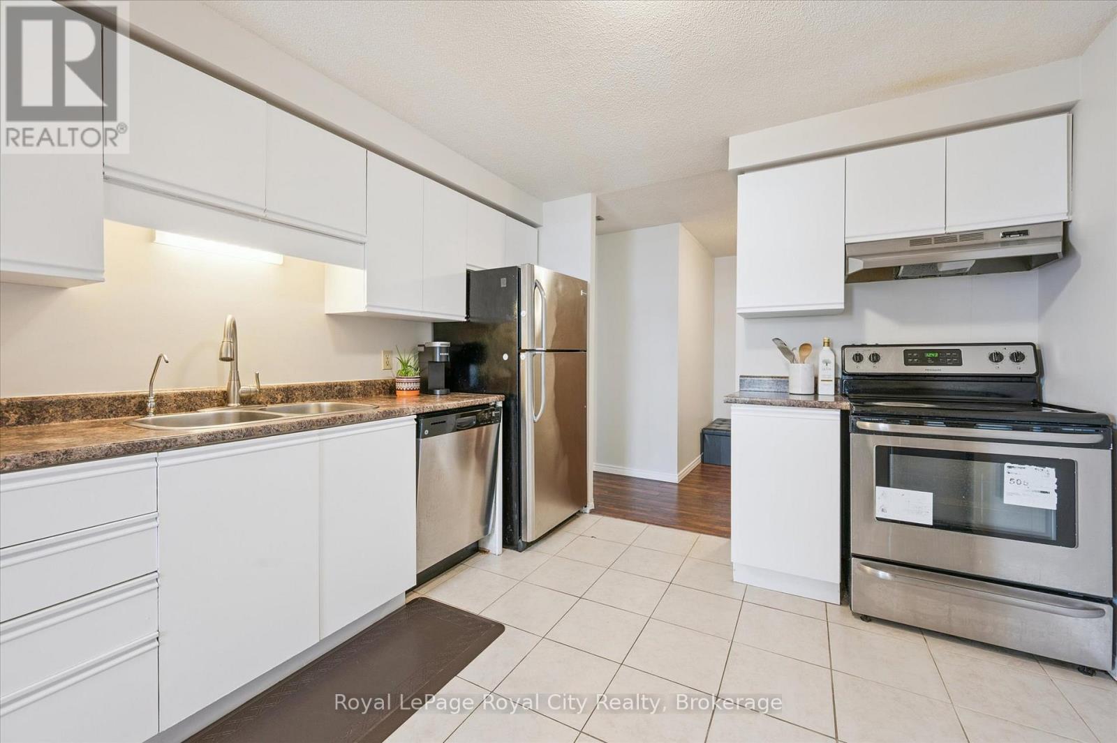 












1410 - 35 GREEN VALLEY DRIVE

,
Kitchener,




Ontario
N2P2A5

