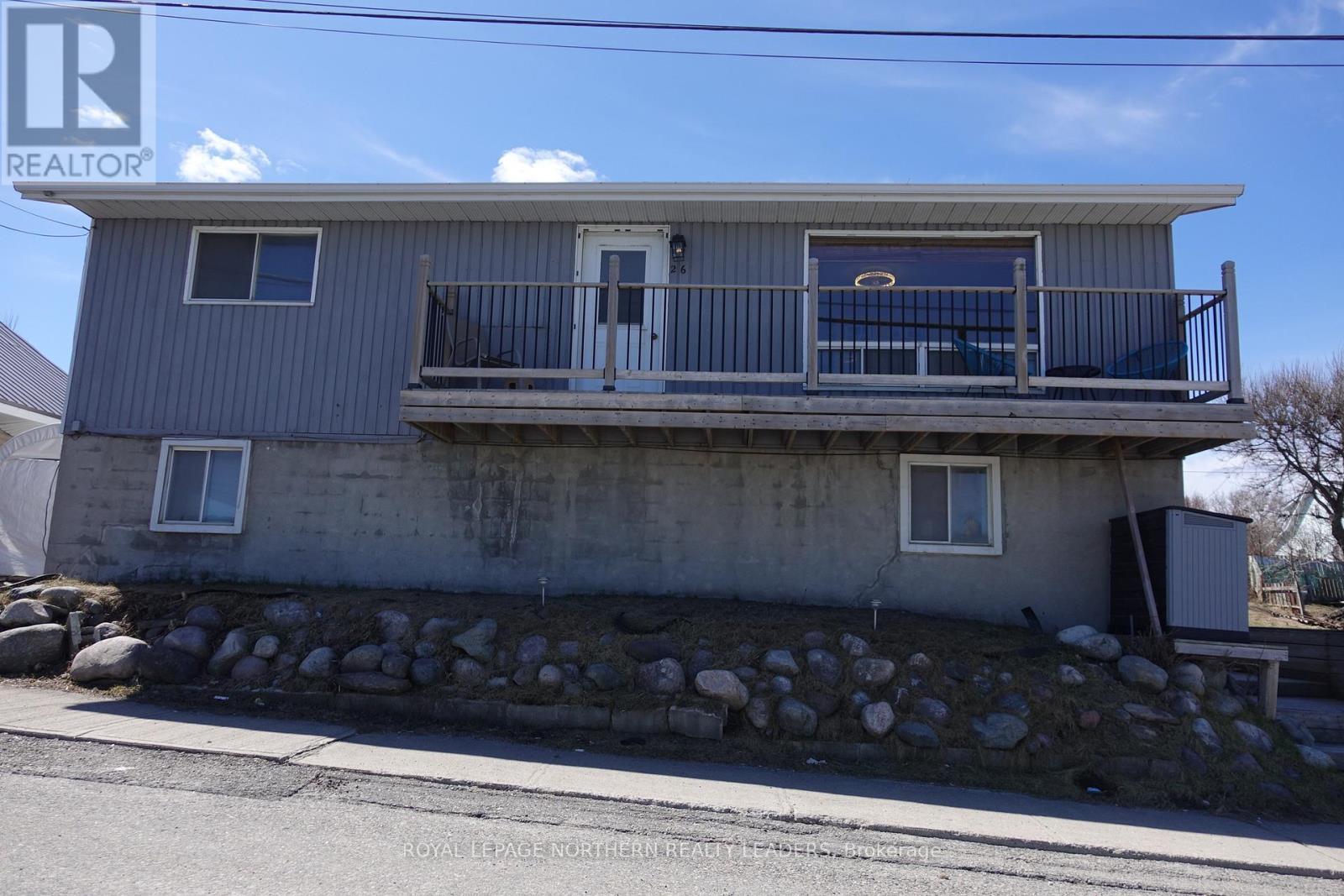 












26 LIONCREST LANE

,
Timmins (SCH - Main Area),




Ontario
P0N1G0

