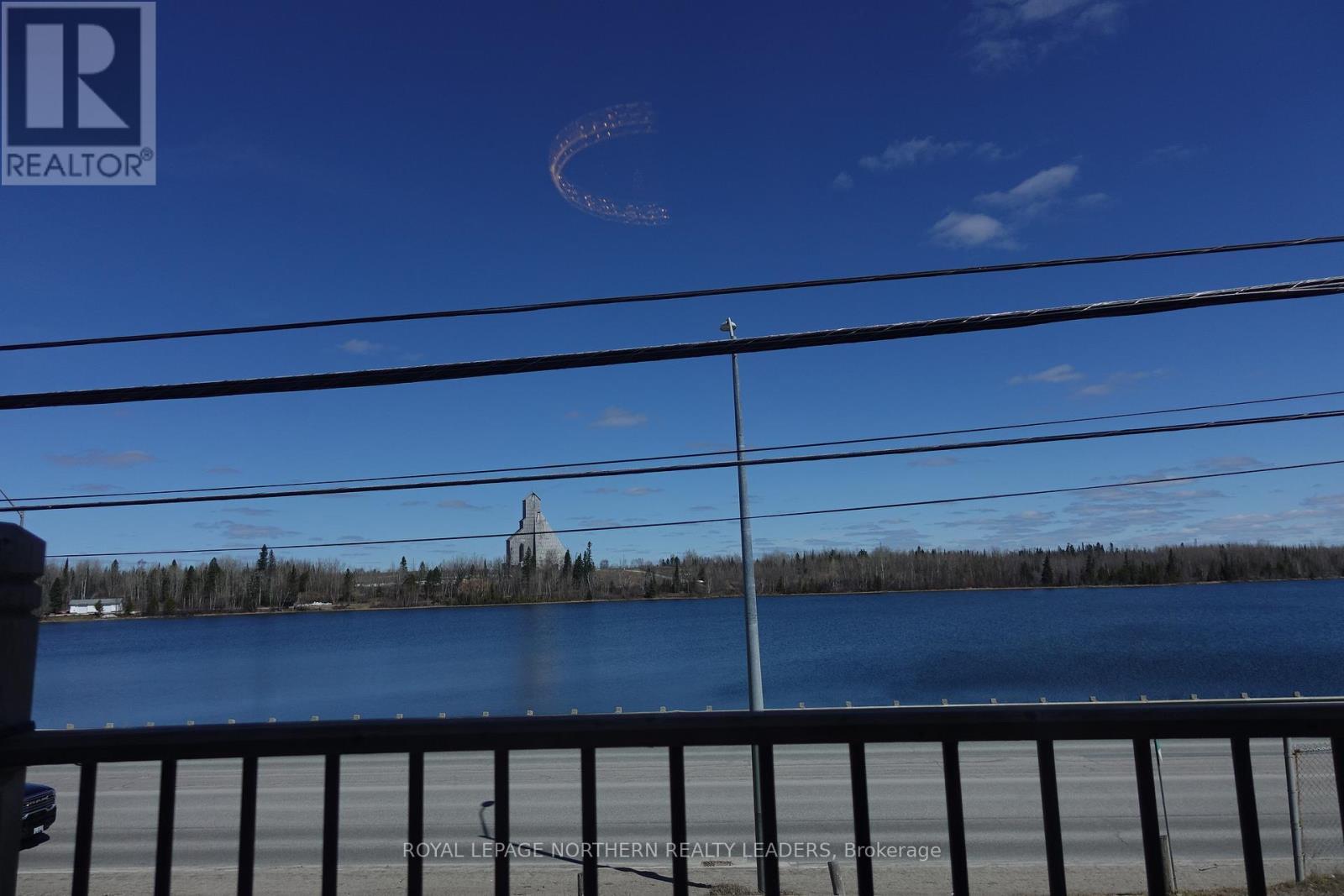 












26 LIONCREST LANE

,
Timmins (SCH - Main Area),




Ontario
P0N1G0

