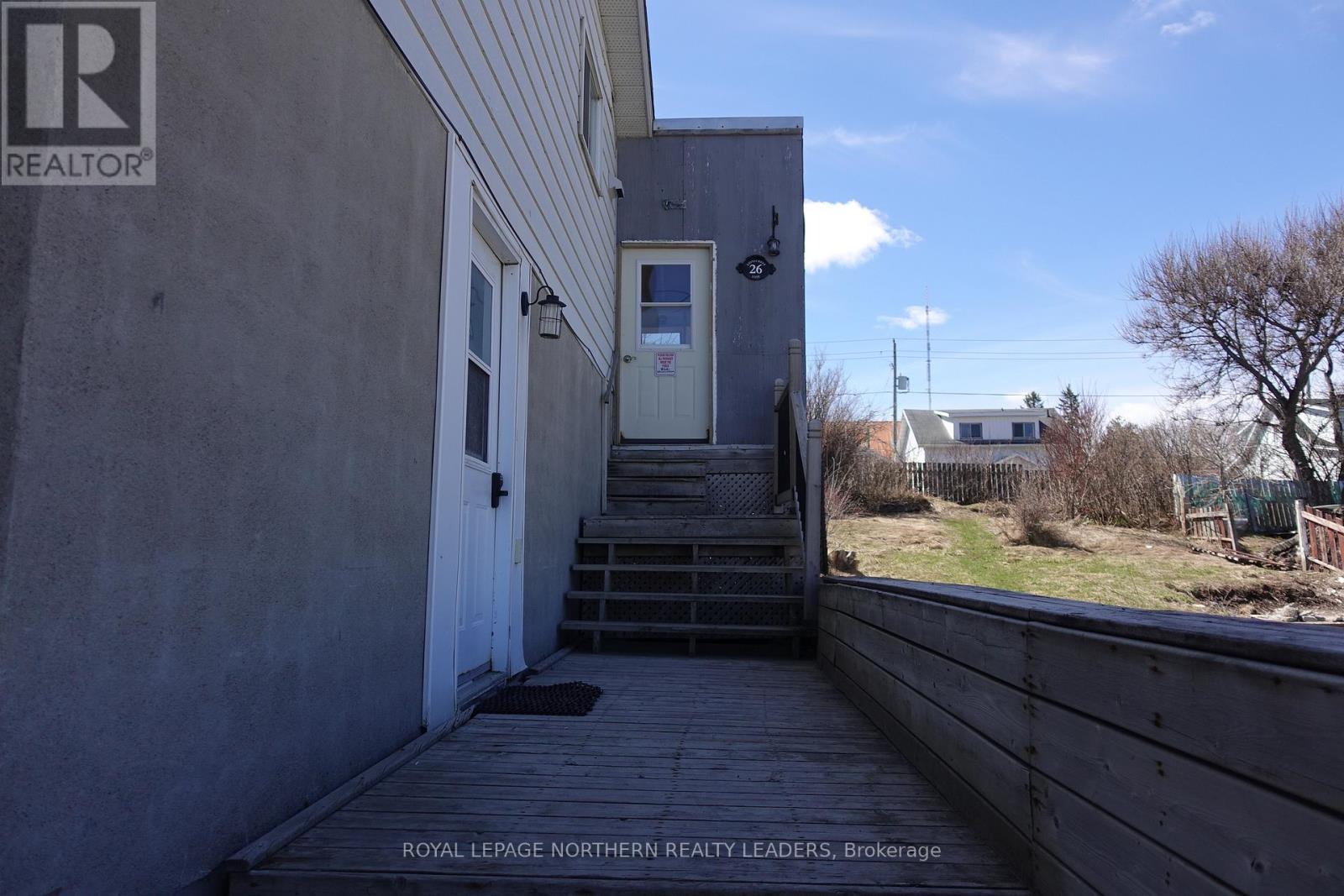 












26 LIONCREST LANE

,
Timmins (SCH - Main Area),




Ontario
P0N1G0

