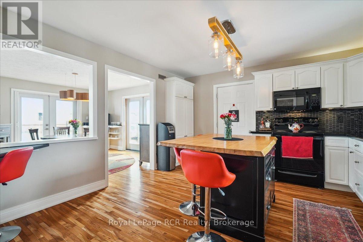












196313 GREY 7 ROAD

,
Grey Highlands,




Ontario
N4L1W7

